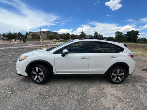Used 2015 Subaru Crosstrek 2.0i Premium w/ Popular Package #2 AWD/4WD image 2