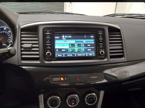 Used 2016 Mitsubishi Lancer SEL image 10