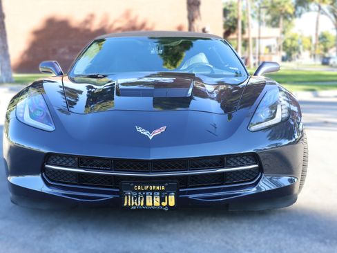 Used 2014 Chevrolet Corvette Stingray Convertible w/ 2LT Preferred Equipment Group image 4
