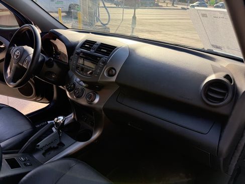 Used 2010 Toyota RAV4 Sport image 13