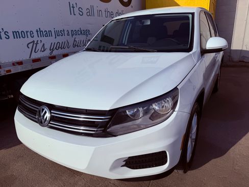Used 2017 Volkswagen Tiguan S AWD/4WD image 10