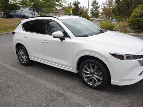 Used 2024 MAZDA CX-5 AWD 2.5 S w/ Premium Plus Pkg image 4