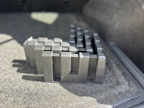 Used 2018 Volkswagen Tiguan SE image 10