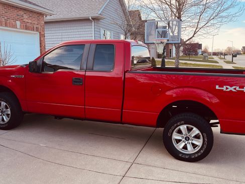 Used 2010 Ford F150 XLT image 10