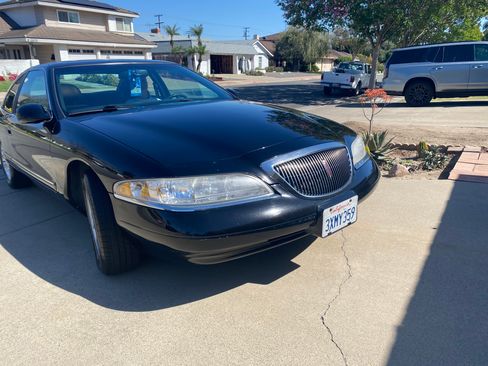 Used 1998 Lincoln Mark VIII RWD image 4