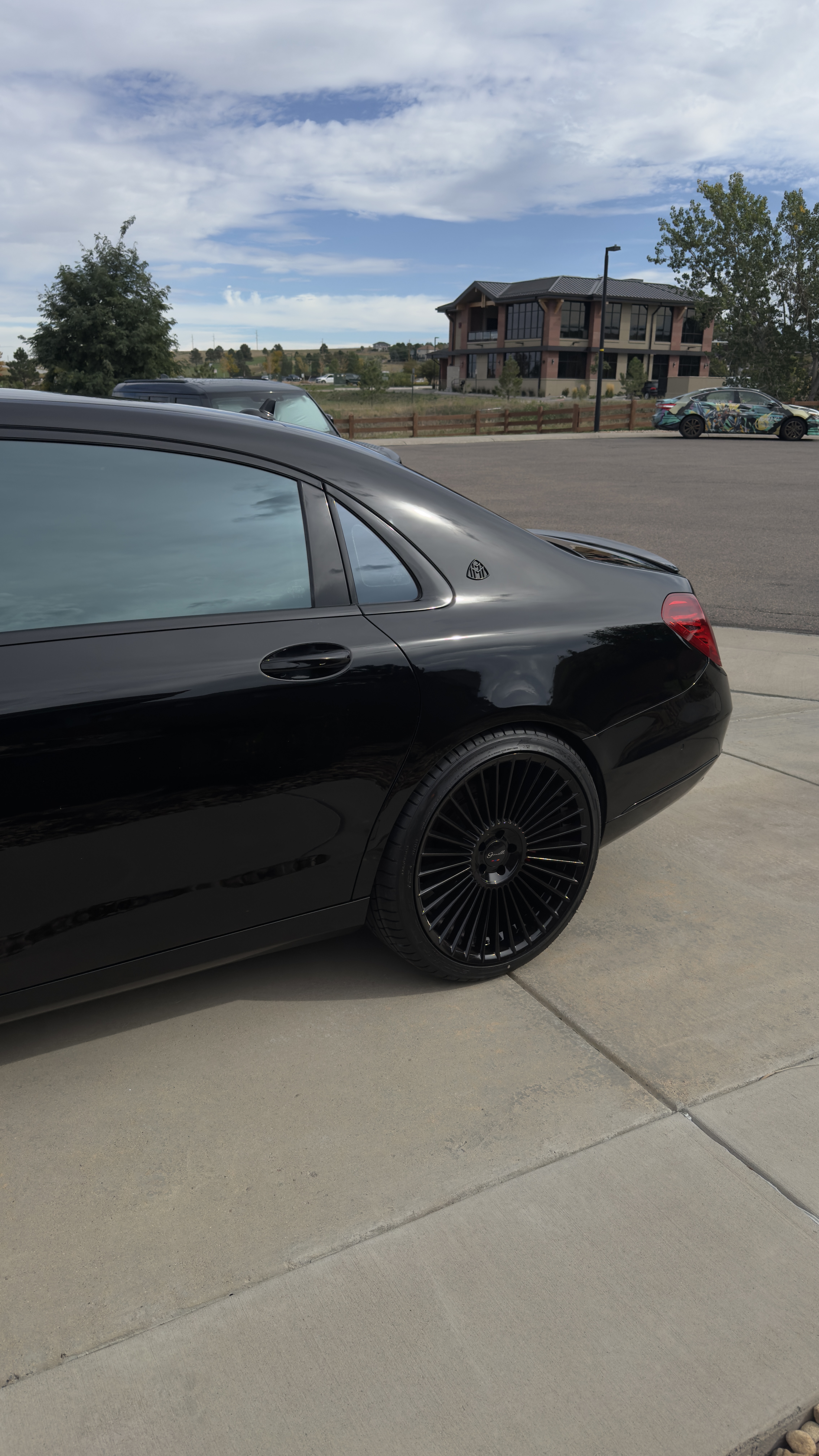 Used 2016 Mercedes-Benz Maybach S 600 image 5