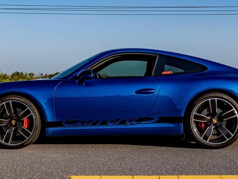 Used 2017 Porsche 911 Carrera S image 4