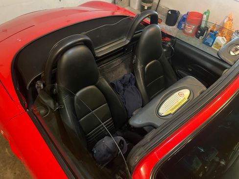 Used 2000 Porsche Boxster image 9