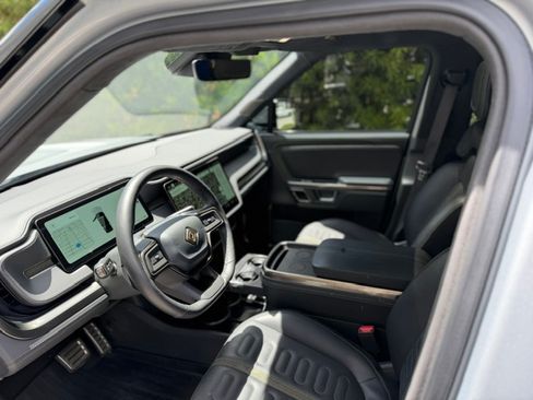 Used 2024 Rivian R1S Adventure AWD/4WD image 5