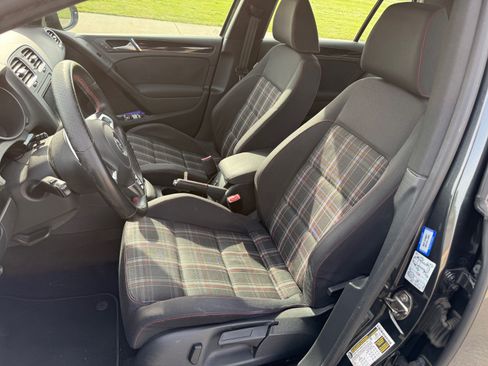 Used 2011 Volkswagen Golf 4-Door image 12