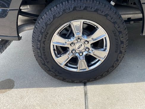 Used 2015 Ford F150 XLT w/ Equipment Group 302A Luxury RWD image 10