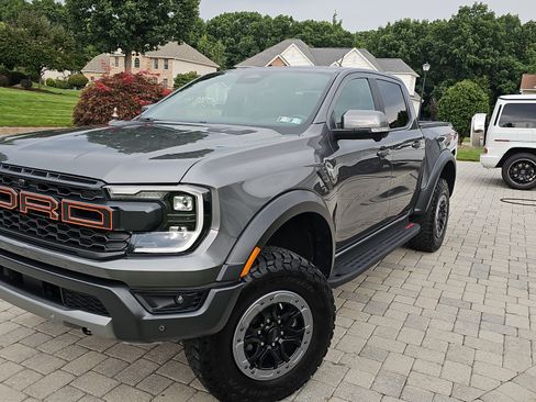 Used 2025 Ford Ranger Raptor AWD/4WD image 1