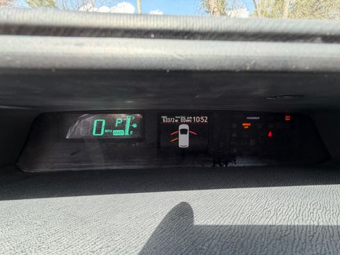 Used 2013 Toyota Prius C Four image 9