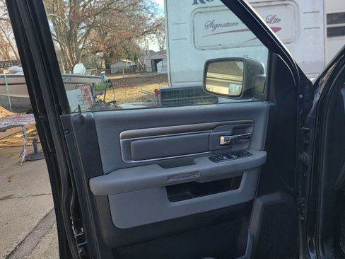 Used 2014 RAM 1500 Big Horn image 4