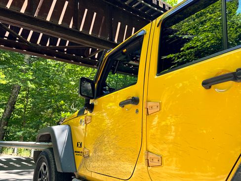 Used 2009 Jeep Wrangler Unlimited X image 13