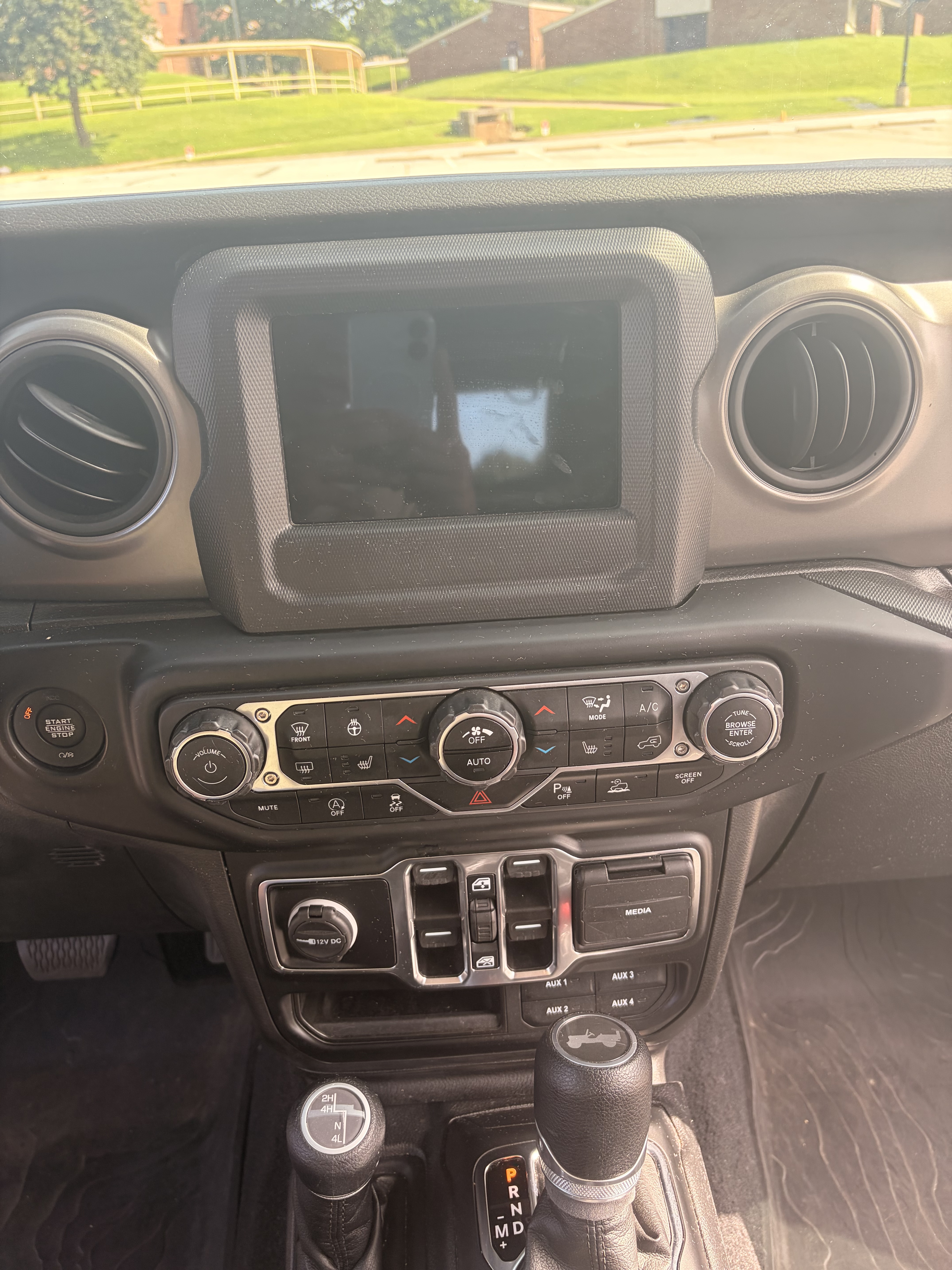 Used 2021 Jeep Wrangler Unlimited Sport AWD/4WD image 19