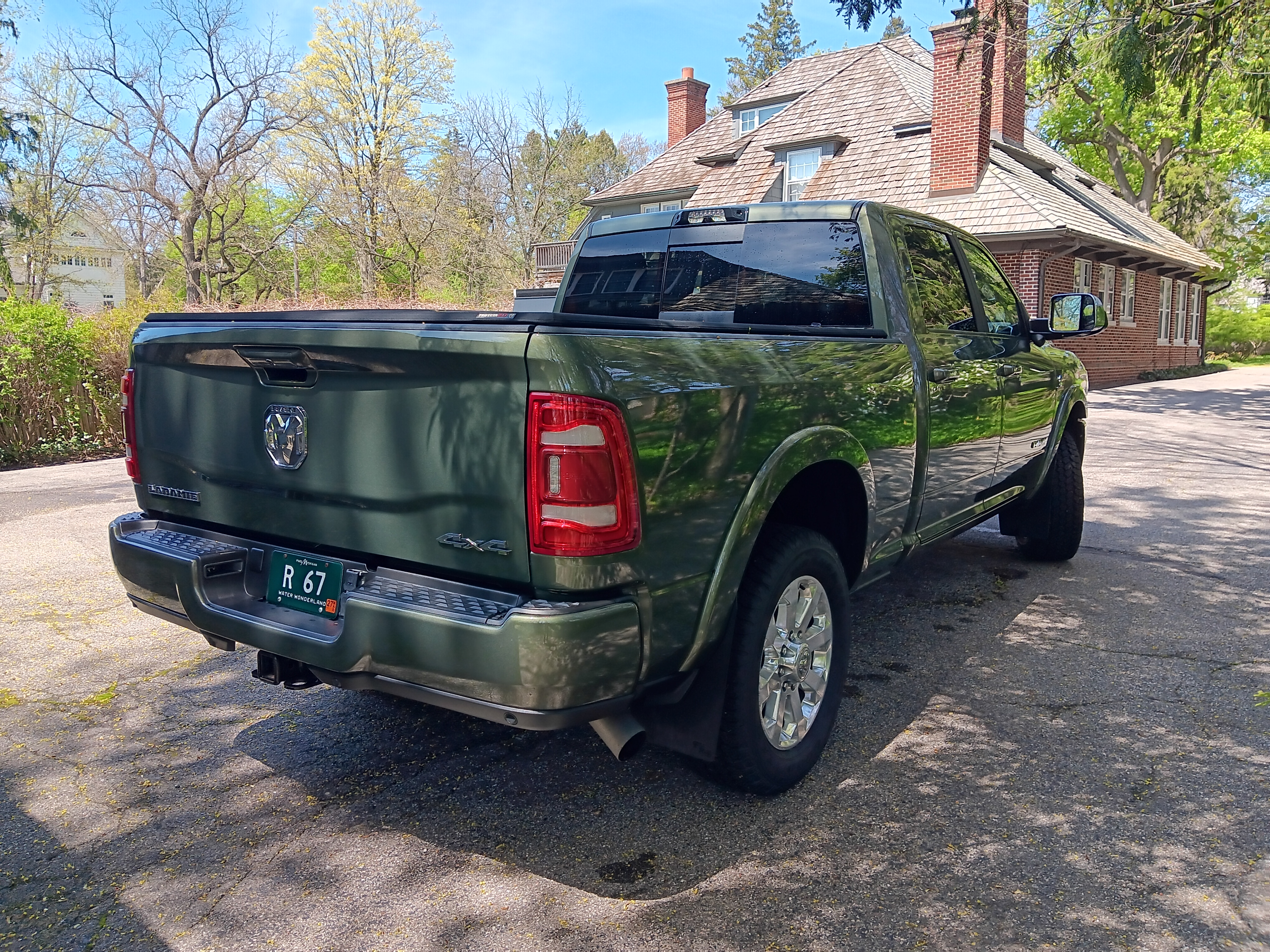 Used 2022 RAM 3500 Laramie AWD/4WD image 5