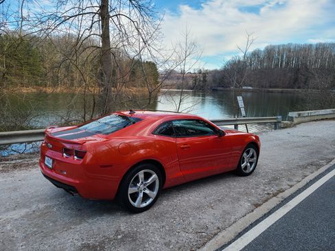 Used 2011 Chevrolet Camaro LT w/ RS Package image 2