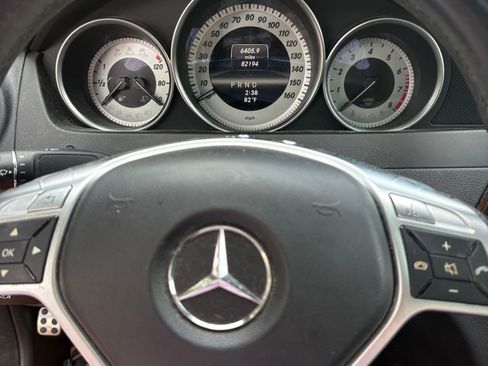 Used 2013 Mercedes-Benz C 250 Sedan image 20