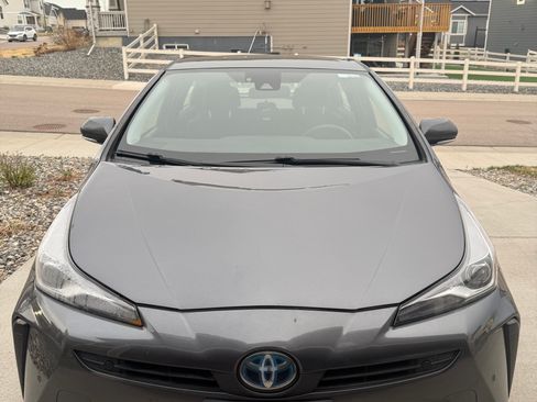 Used 2019 Toyota Prius LE image 8