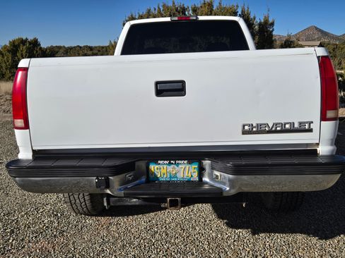 Used 1998 Chevrolet Silverado 2500 4x4 Extended Cab w/ Preferred Equipment Group 2 image 5