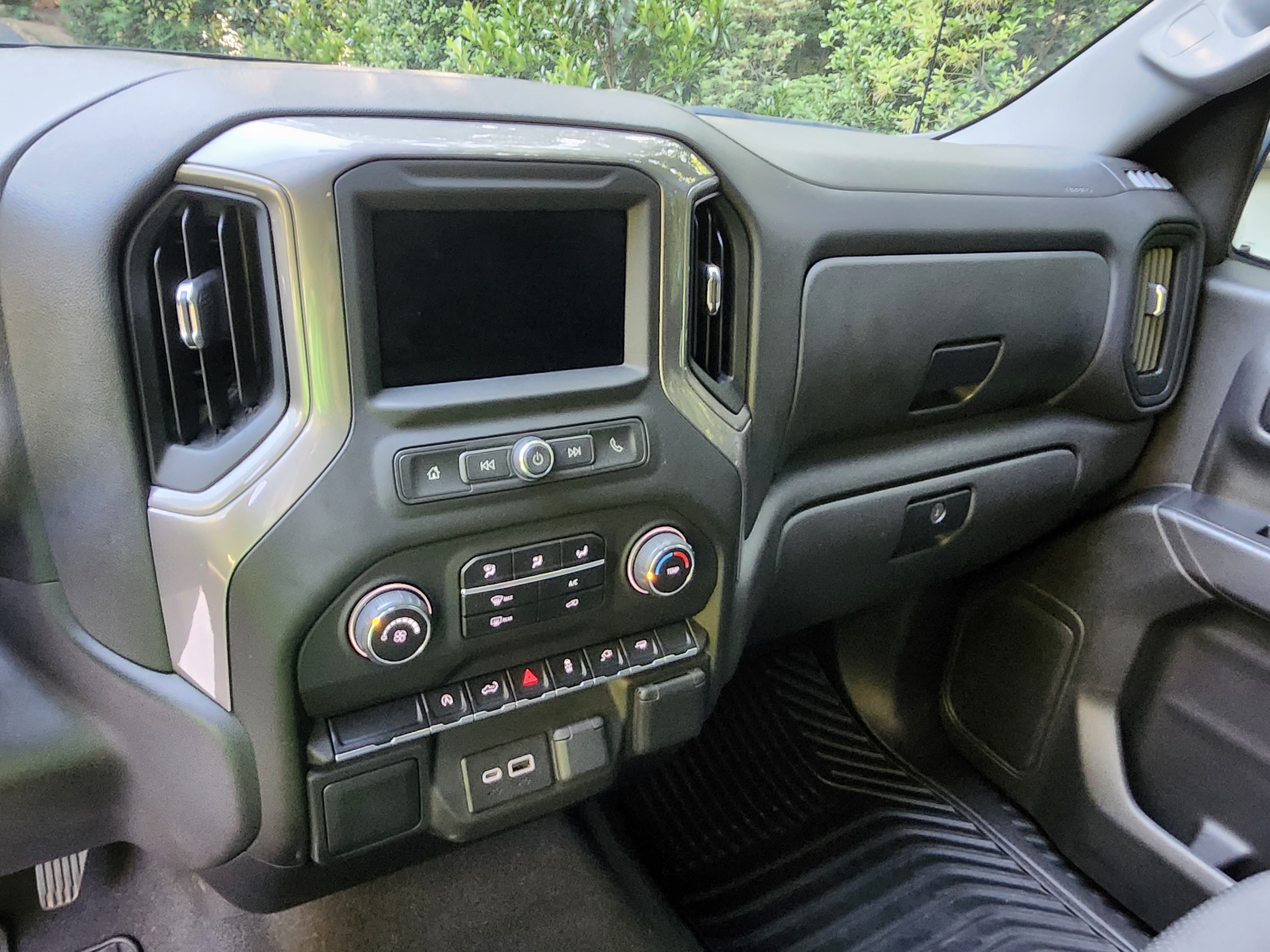 Used 2021 Chevrolet Silverado 1500 Custom w/ Safety Confidence Package RWD image 6