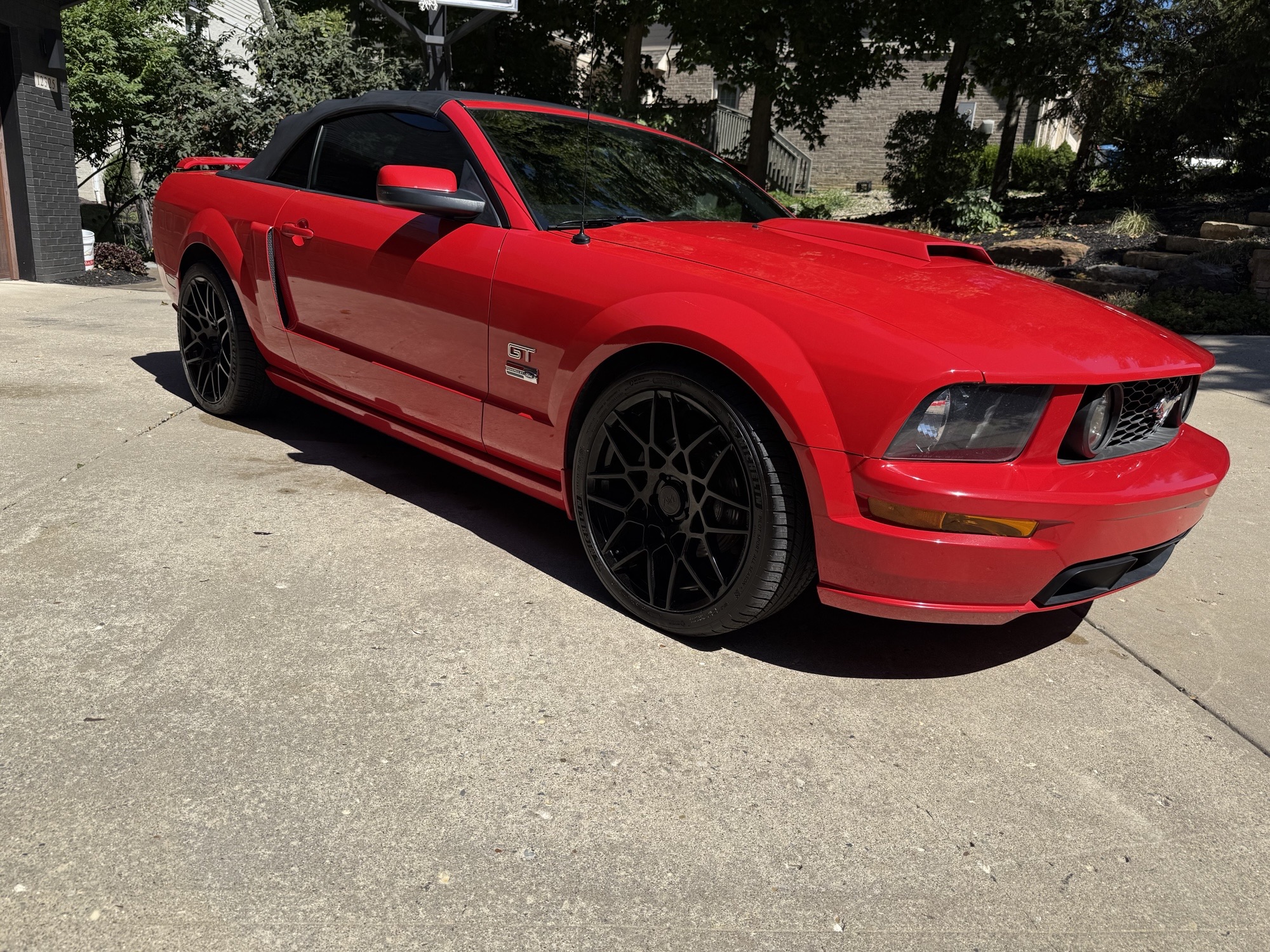 Used 2006 Ford Mustang GT Premium RWD image 5