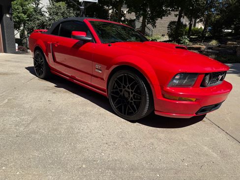 Used 2006 Ford Mustang GT Premium image 5