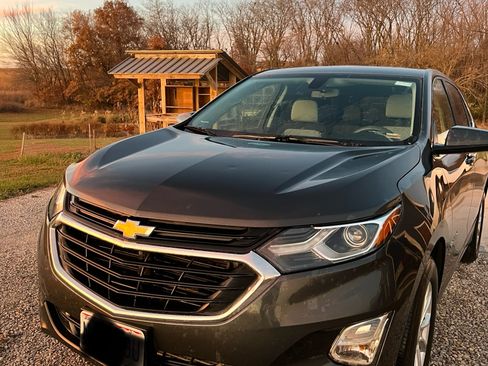 Used 2019 Chevrolet Equinox LT image 16