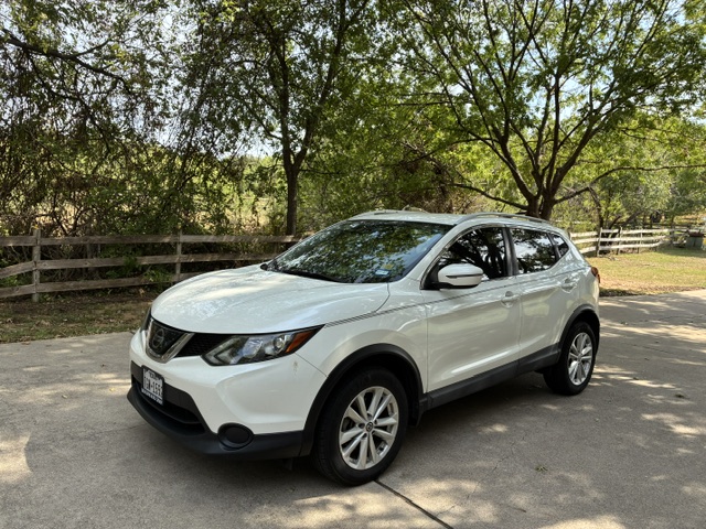 Used 2019 Nissan Rogue Sport SV FWD image 1