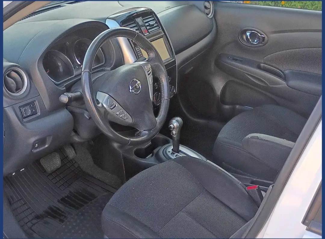 Used 2018 Nissan Versa SV w/ SV Special Edition FWD image 6
