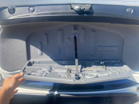 Used 2001 BMW 530i Sedan image 17