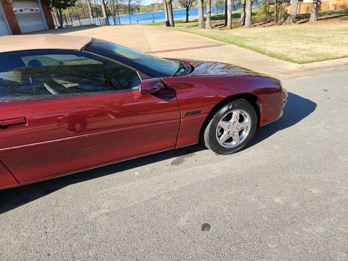 Used 2000 Chevrolet Camaro Z28 image 4