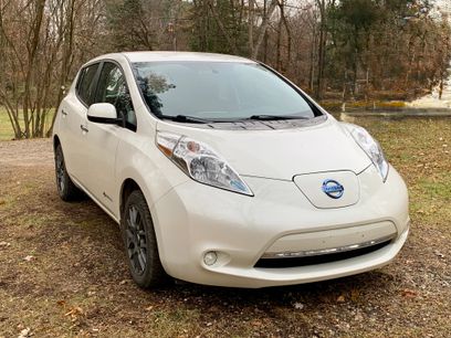 Used 2017 Nissan Leaf S w/ Charge Package