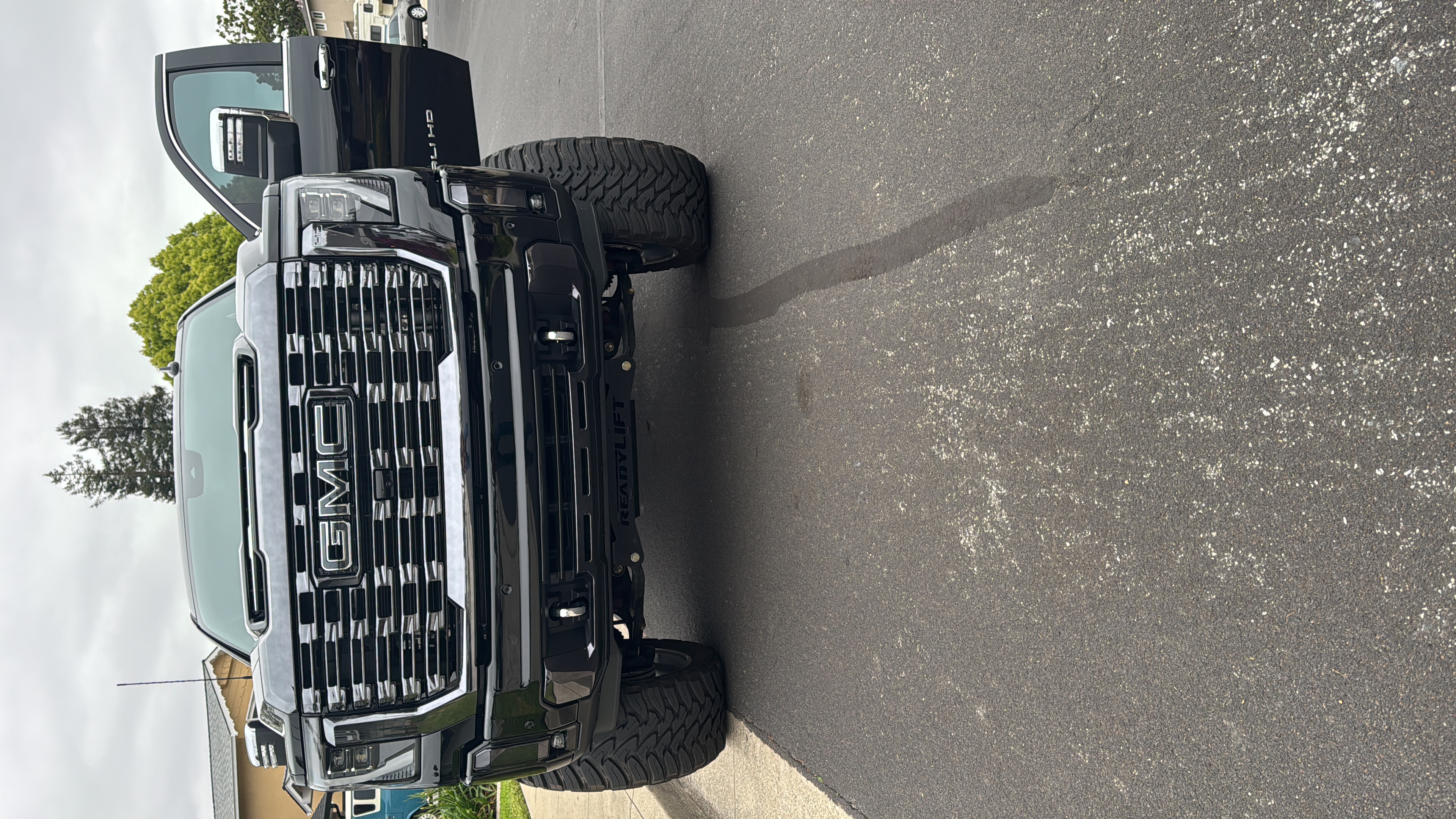 Used 2024 GMC Sierra 2500 Denali Ultimate w/ Max Trailering Package AWD/4WD image 6