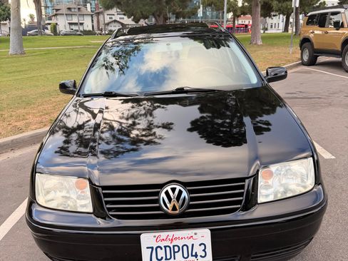 Used 2003 Volkswagen Jetta GLS image 2