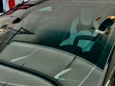 Used 2024 Chevrolet Corvette Z06 w/ Z07 Performance Package image 23