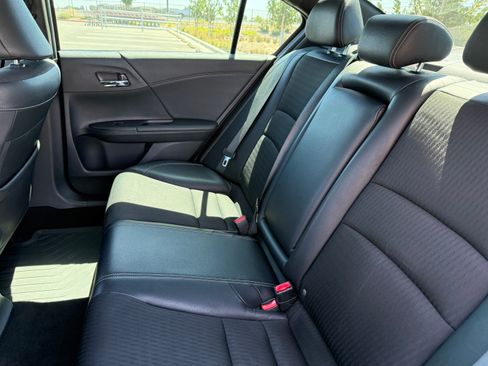 Used 2016 Honda Accord Sport image 12