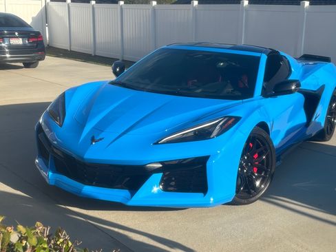 Used 2024 Chevrolet Corvette Z06 image 10