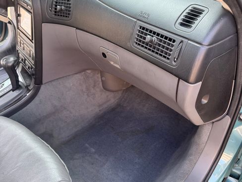 Used 2004 Saab 9-5 Arc FWD image 4