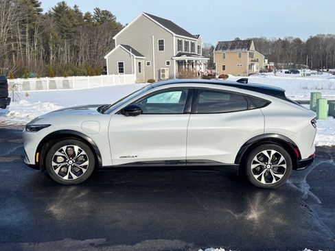 Used 2023 Ford Mustang Mach-E Premium image 1