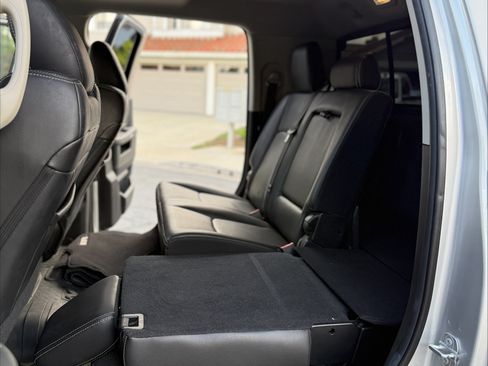 Used 2017 RAM 2500 Laramie w/ Sport Appearance Group image 15