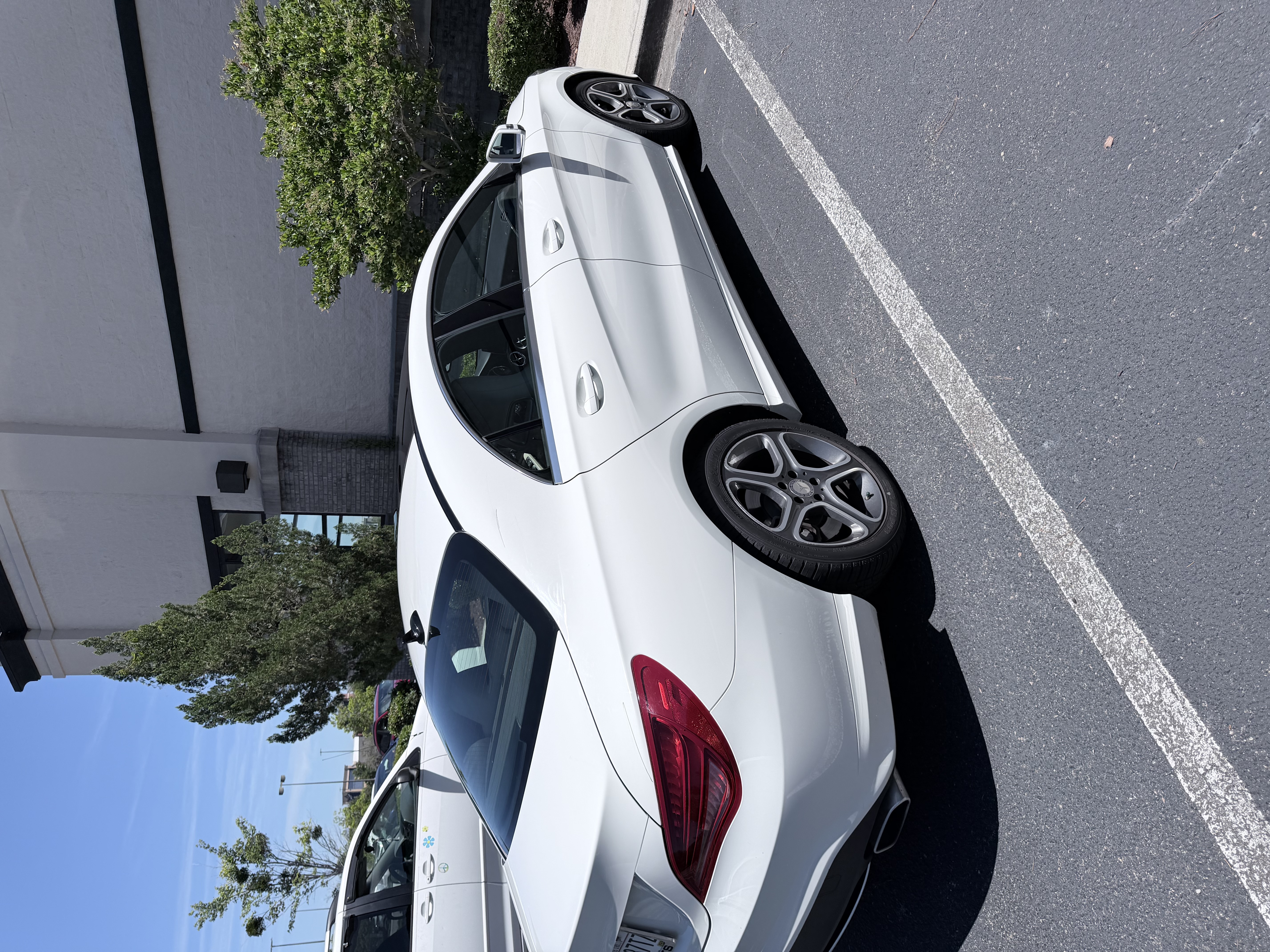 Used 2014 Mercedes-Benz CLA 250 image 6