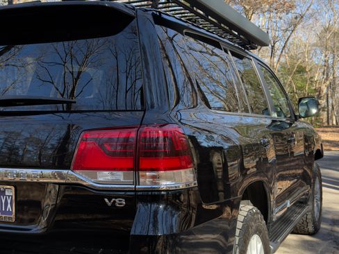 Used 2021 Toyota Land Cruiser Sport Utility 4D image 14