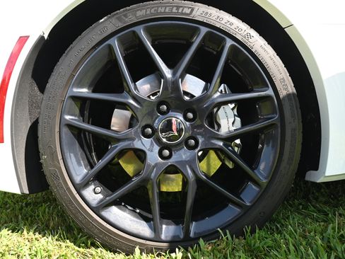Used 2017 Chevrolet Corvette Stingray Convertible w/ 3LT Preferred Equipment Group RWD image 4