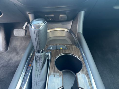 Used 2018 Chevrolet Malibu Premier w/ Driver Confidence Package image 26