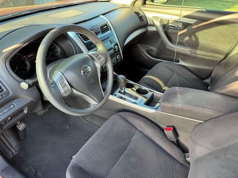 Used 2013 Nissan Altima 2.5 S image 12