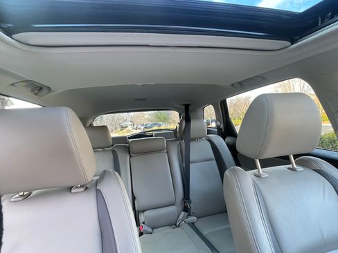 Used 2010 MAZDA CX-9 Grand Touring w/ Moonroof & Bose Audio Pkg image 23