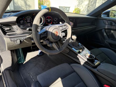 Used 2025 Porsche 911 GT3 RS image 10