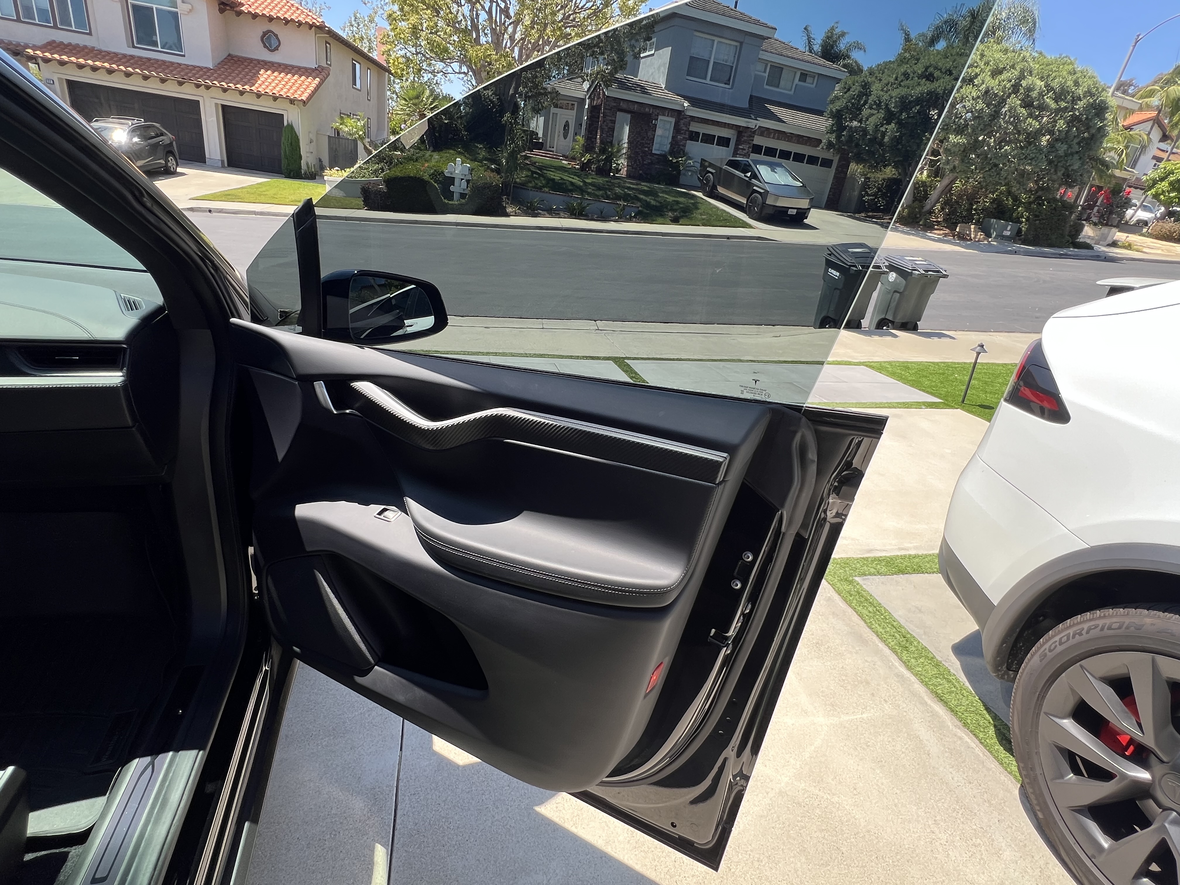 Used 2020 Tesla Model X Performance AWD/4WD image 12